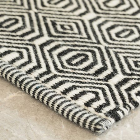 Deerlux Handwoven Black and White Geometric Wool Flatweave Kilim Area Rug, 2' x 3' QI003925.XXS